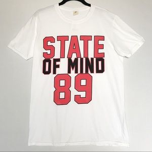 NWT Urban Outfitters State of Mind 89 Graphic Spell Out T-Shirt